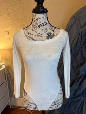 Fashion Nova White Long-Sleeve Scoop Neck Bodysuit